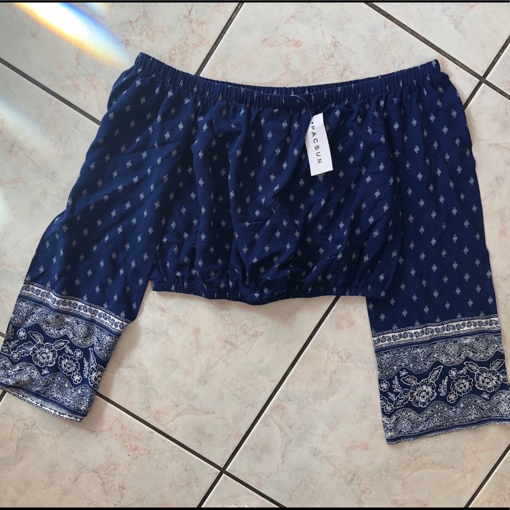 NWT Pacsun Off the shoulder paisley crop top
